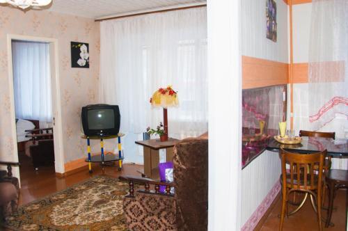 Apartment On Tolbukhina 64