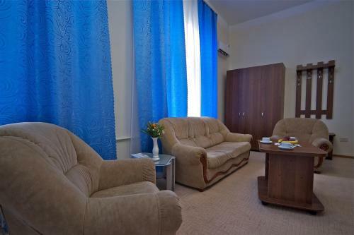 Hotel Pansionat Edem Building ?2