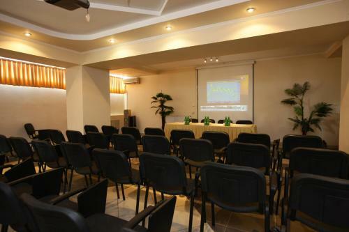 Hotel Pansionat Edem Building ?2