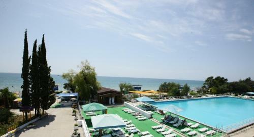 Hotel Pansionat Edem Building ?2