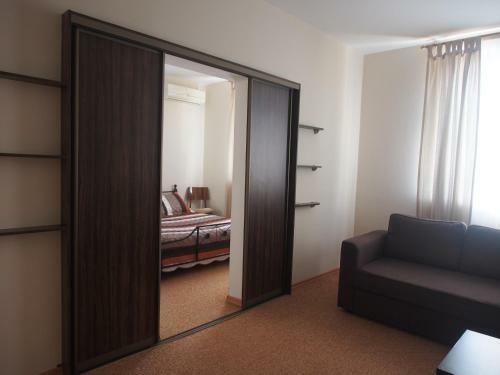 Hostal Yuzhny Platan