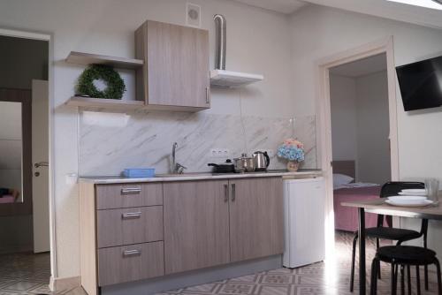 Apartamenty Na Pogranichnoy 4