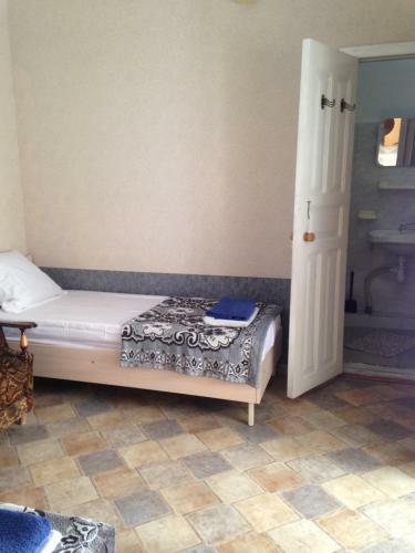 Hostal Guest House Komsomolskiy