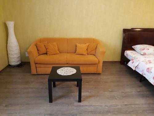 Apartment On Alleye Geroyev