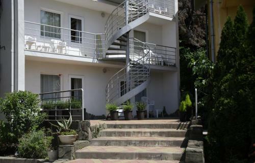 Hostal Loo Park