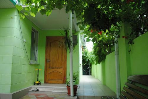 Hostal Guest House On Krasnodarskaya Ulitsa 22