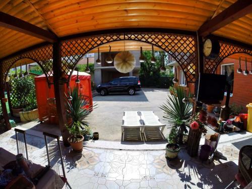 Hostal Gostevoj Dom Na Leselidze