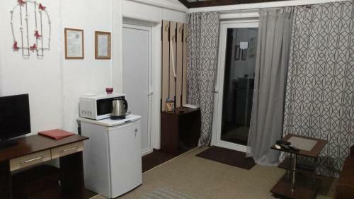 Hostal Nakhalenok Guest House
