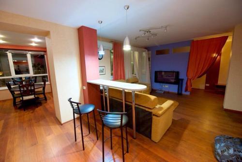 Apartment On Novorosiyskaya 11vip