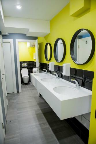 Hostel Happy House