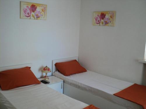 Hostal Guest House Valentino