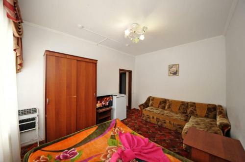 Nakra Hotel