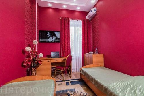 Hotel Pyaterochka Lux