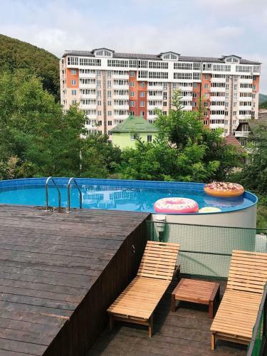 Hostal Guest House On Kadoshskaya