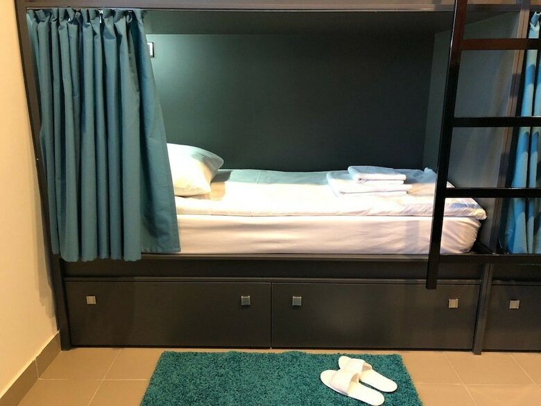 Hostel People
