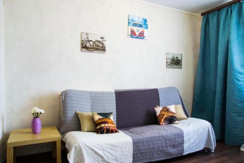 Rent-?????? Apartment On 25 Let Oktyabrya 11