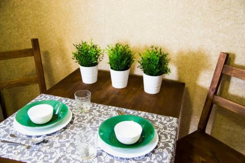 Rent-?????? Apartment On 25 Let Oktyabrya 11