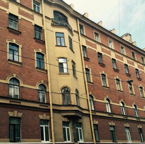 Randhouse Sennaya B&B