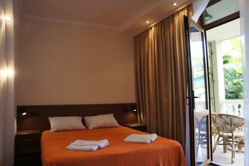 Hostal Guest House "hotel Palmik"