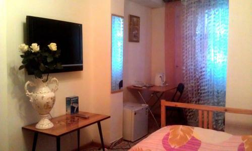 Hostal Valentina Guest House