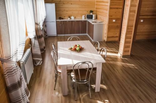 Hotel Baza Otdykha Lesnaya Polyana