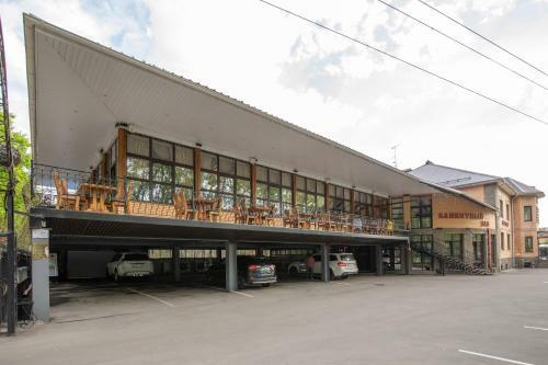Hotel Yuzhny Dvorik