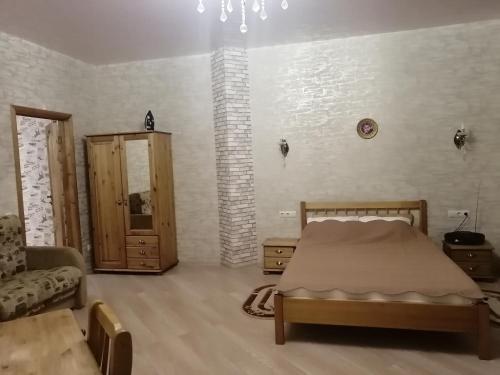 Apartment On Khalturina 11