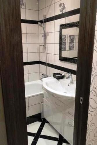 Apartment On Yaroslavskaya