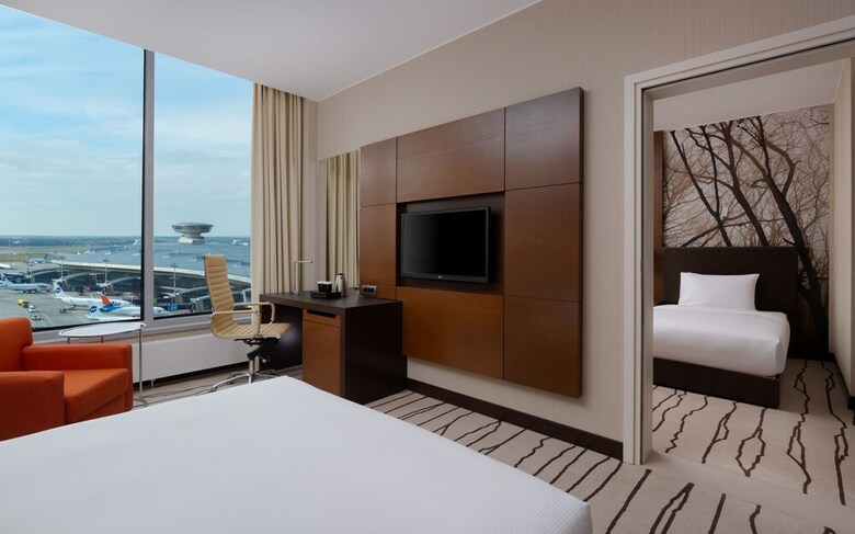 Doubletree By Hilton Moscow - Vnukovo Airport Hotel