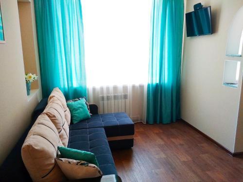 Apartment On Dekabristov 31