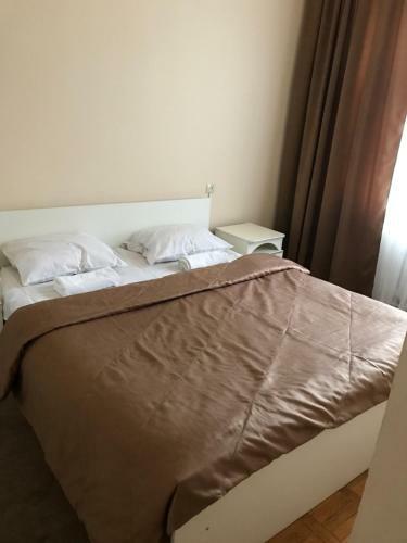 Hostal Legenda Guest House