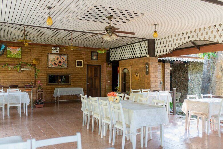 Hotel Banviewnam Camping & Resort