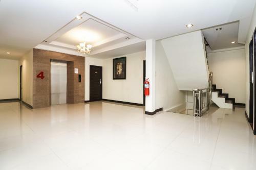 Hotel Oyo 248 Chevasai Bangkok