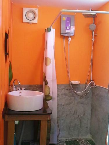 Albergue Think & Retro Cafe Lipa Noi Samui