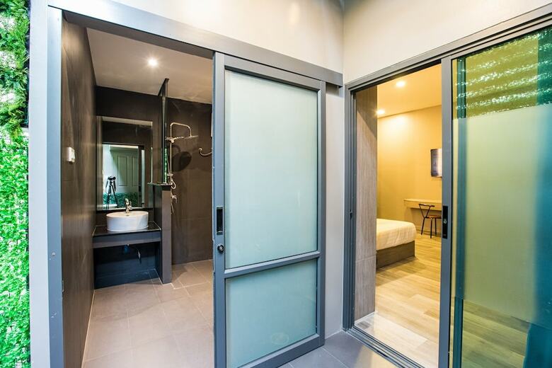 Hotel Tara Park Resotel