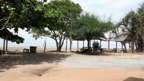Hostal Baan Sood Kob Fah