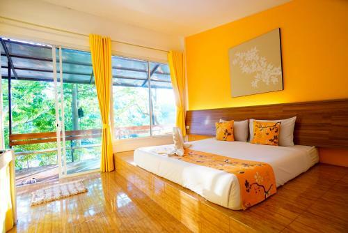 Hotel Aurora Resort Kanchanaburi