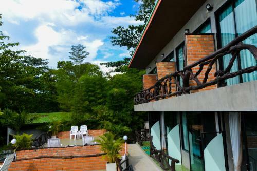 Baan Tubkaek Hotel