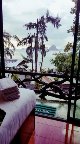 Baan Tubkaek Hotel