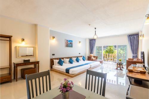Hotel Khao Yai Fantasy Resort