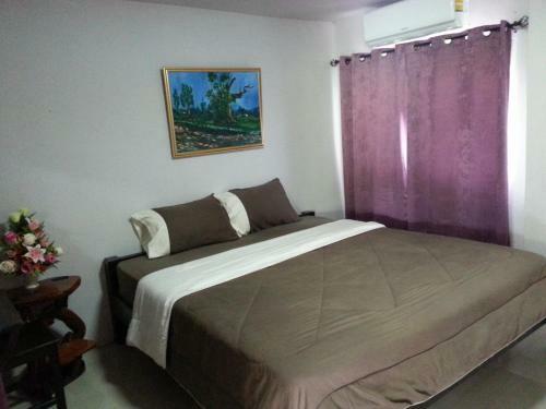 Hotel Baan Khaoneawdum