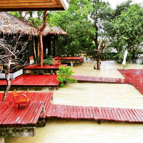 Hotel Charn Mai Chai Lay