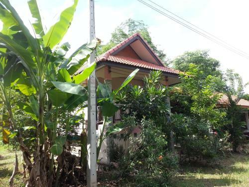 Hostal Baan Suan Pa Payoong Resort