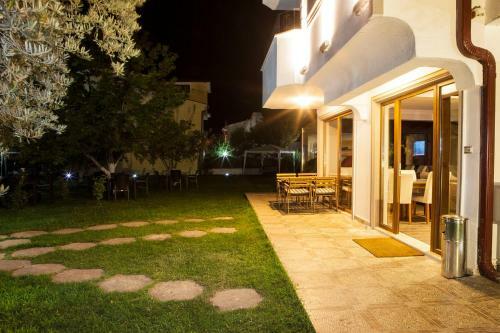 Flora ?znik Hotel & Suites