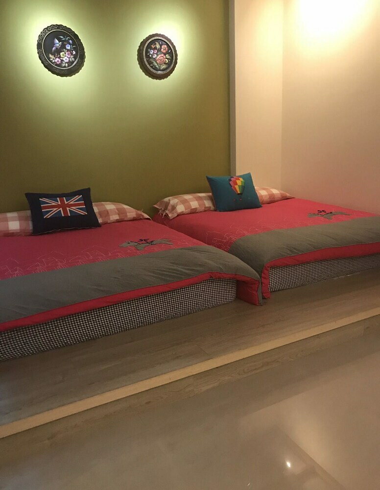 Hotel Water Reflection Bed And Breakfast