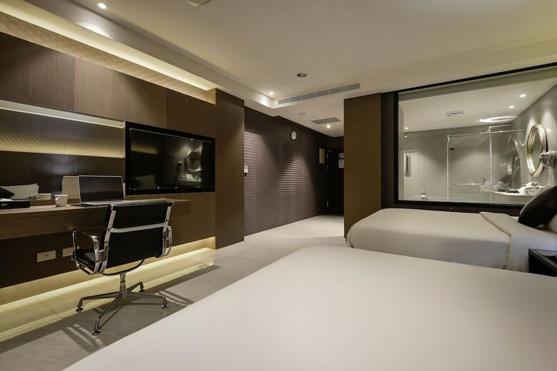 M Hotel