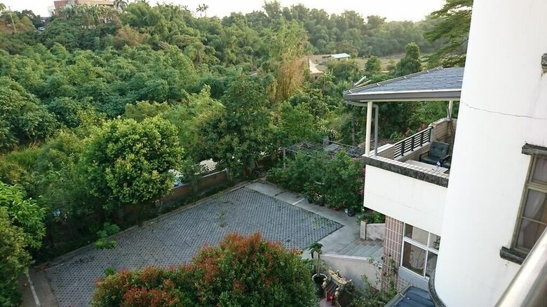 Bed & Breakfast Garden Hostel