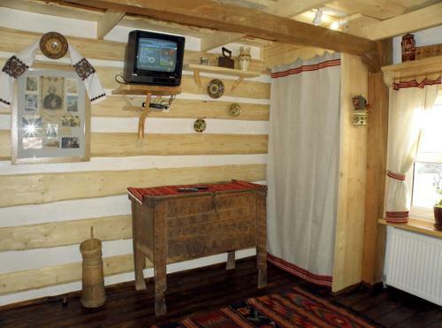 Hostal Salamandra Village