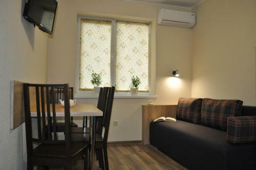 Apartments On Leva St.