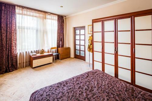 31 Svobody Avenue Apartment